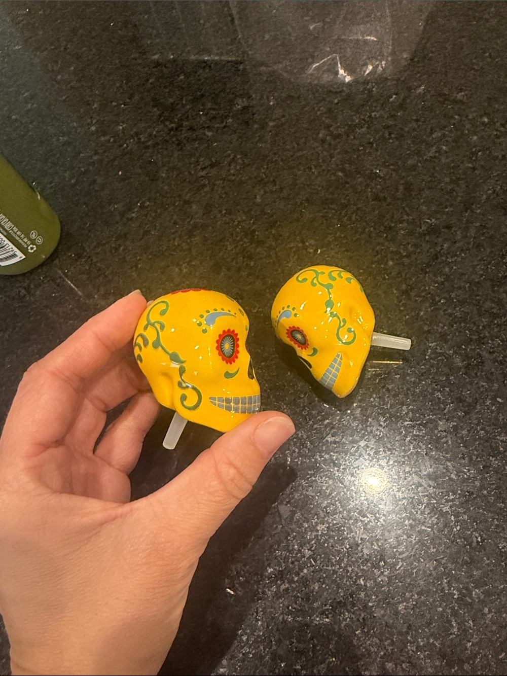 Nora Fleming Mini - retired A187 no bones about it yellow skulls - Picture 2 of 3